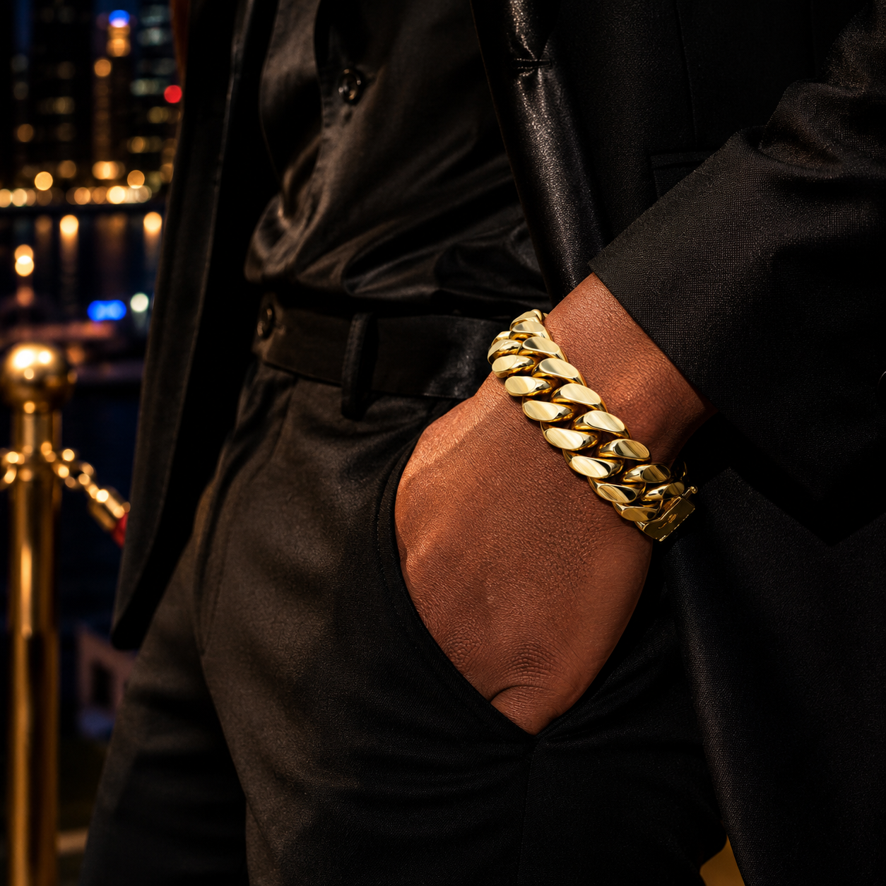 Cuban Link Bracelet 22mm 10K Gold